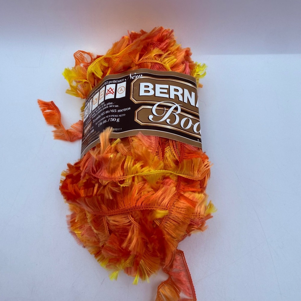 Bernat Boa Yarn Tweety Bird 81605 Orange Yellow Eyelash Novelty 50g 71yd New